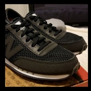 New Balance • Womans Size 6